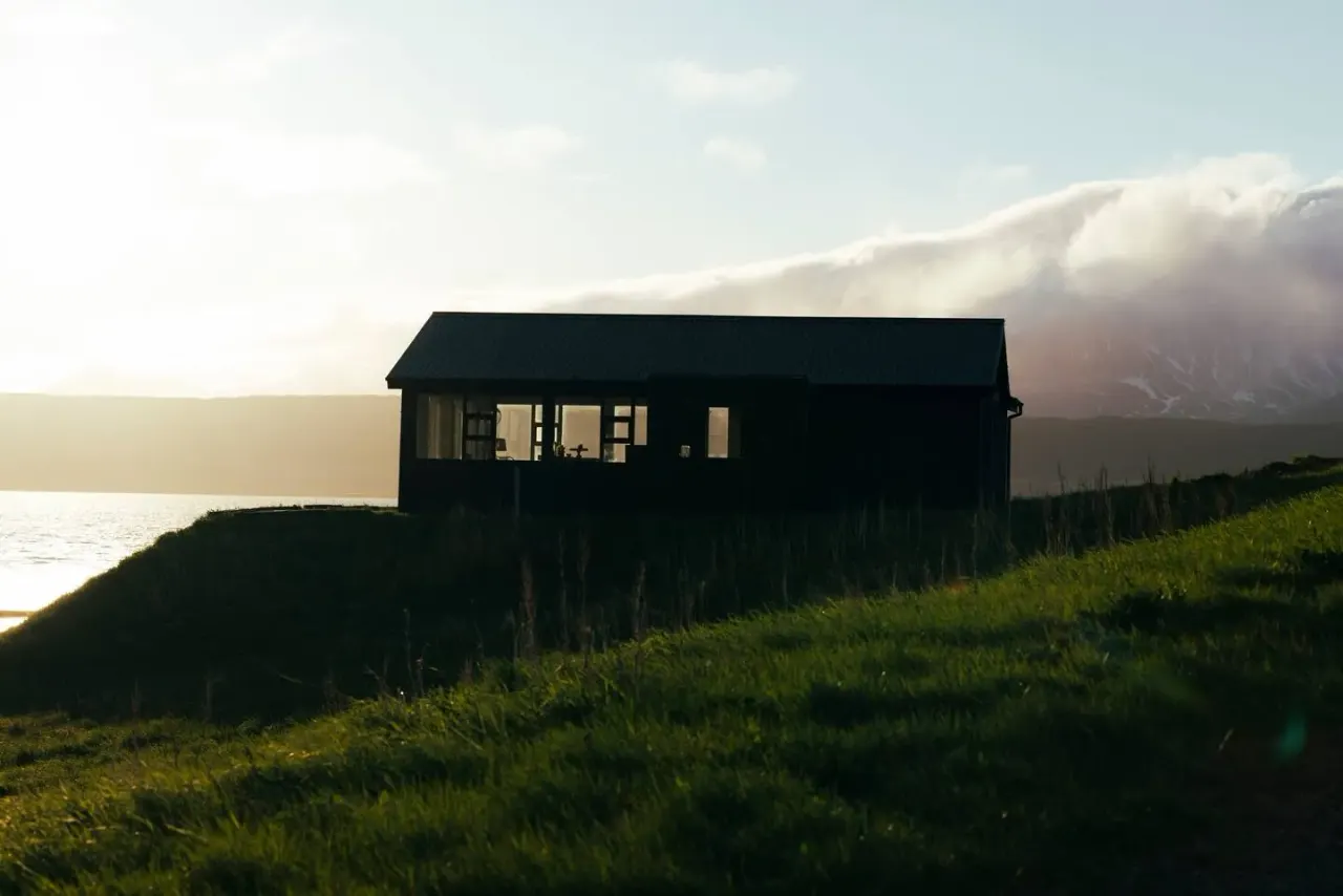 The Lake House Accommodation