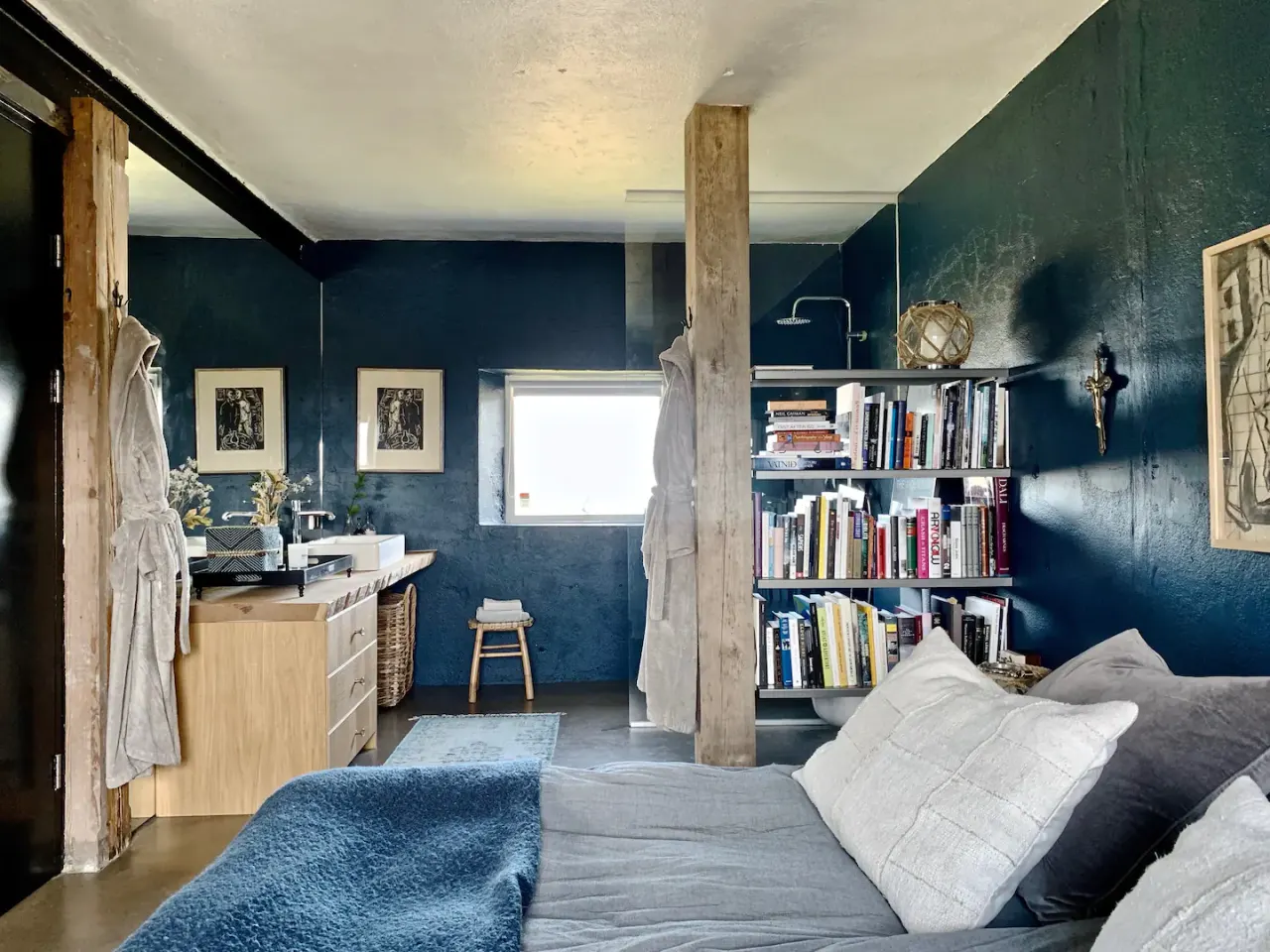 The Hilltop House Nordic style Open Bathroom