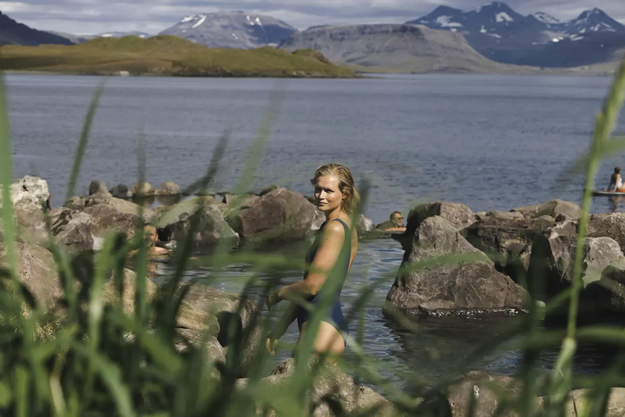 Hot Spring spa in reykjavik sjóböð í hvalfirði