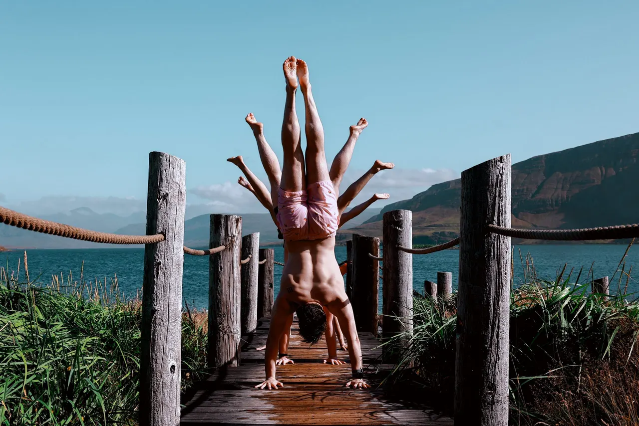 Icelandic nature, nordic wellness retreat