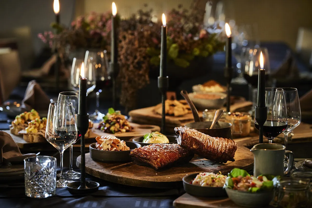 dining options near reykjavik